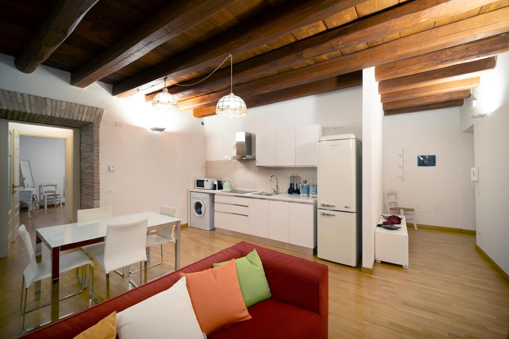 Suite Martini Al Castello Cagliari Exterior photo
